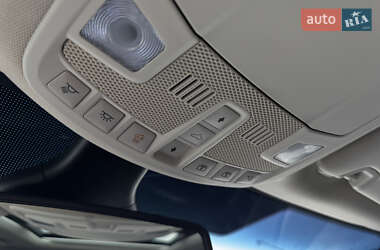 Внедорожник / Кроссовер Ford Edge 2020 в 