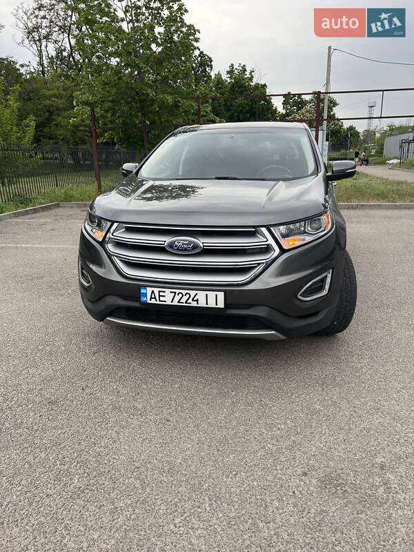 Внедорожник / Кроссовер Ford Edge 2017 в 