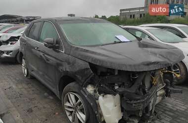 Внедорожник / Кроссовер Ford Edge 2017 в 