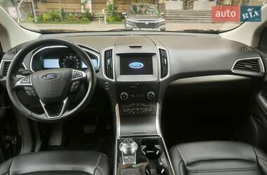 Позашляховик / Кросовер Ford Edge 2019 в 