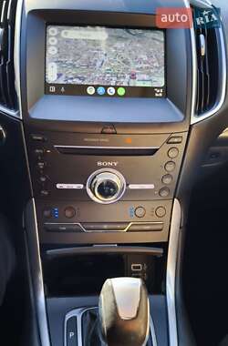 Внедорожник / Кроссовер Ford Edge 2017 в 