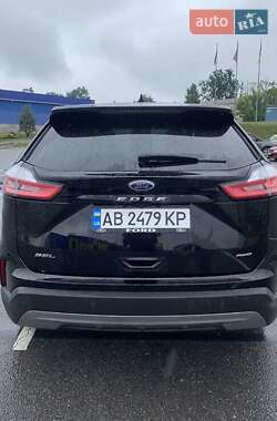 Позашляховик / Кросовер Ford Edge 2023 в 