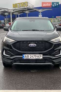 Позашляховик / Кросовер Ford Edge 2023 в 
