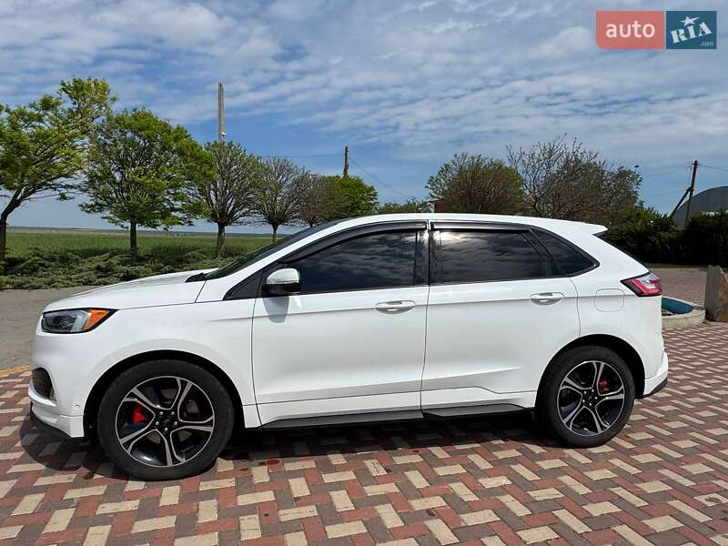 Внедорожник / Кроссовер Ford Edge 2021 в Татарбунарах
