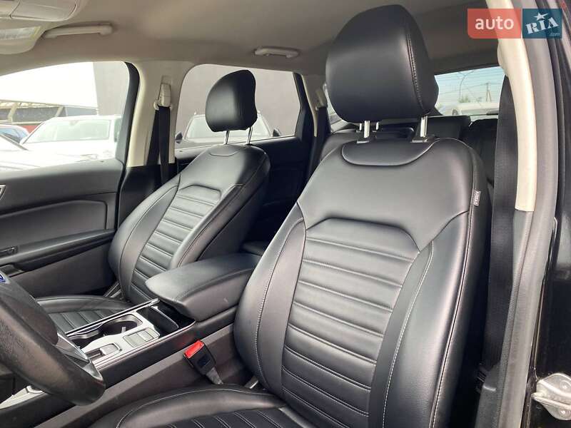 Внедорожник / Кроссовер Ford Edge 2019 в Львове