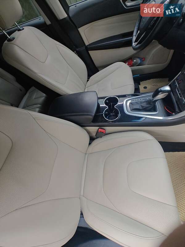 Позашляховик / Кросовер Ford Edge 2016 в Львові