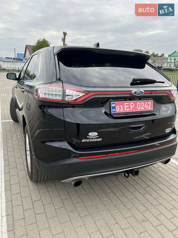 Внедорожник / Кроссовер Ford Edge 2016 в Нововолынске
