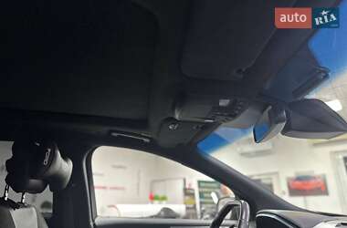 Позашляховик / Кросовер Ford Edge 2016 в 