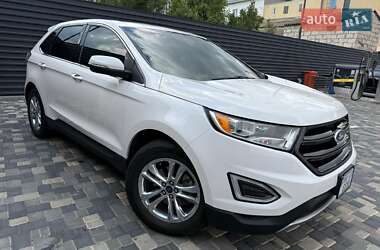 Внедорожник / Кроссовер Ford Edge 2017 в 