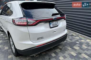 Внедорожник / Кроссовер Ford Edge 2017 в 