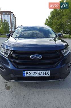 Внедорожник / Кроссовер Ford Edge 2017 в 