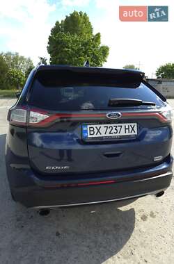 Внедорожник / Кроссовер Ford Edge 2017 в 