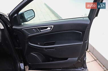 Внедорожник / Кроссовер Ford Edge 2018 в 