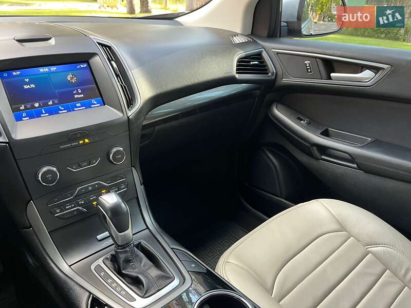 Внедорожник / Кроссовер Ford Edge 2016 в Чернигове