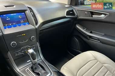 Внедорожник / Кроссовер Ford Edge 2016 в 