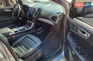 Позашляховик / Кросовер Ford Edge 2021 в 