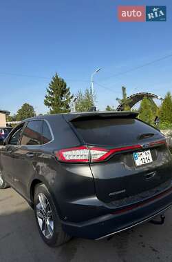 Внедорожник / Кроссовер Ford Edge 2017 в 