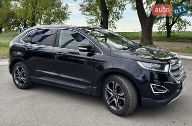 Внедорожник / Кроссовер Ford Edge 2016 в 