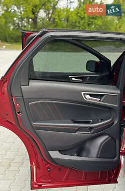 Внедорожник / Кроссовер Ford Edge 2020 в 