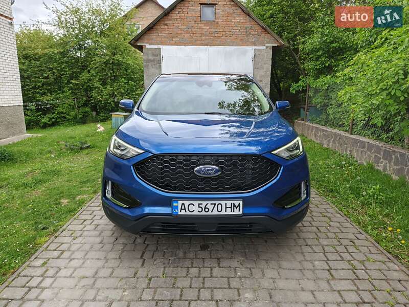Внедорожник / Кроссовер Ford Edge 2020 в 