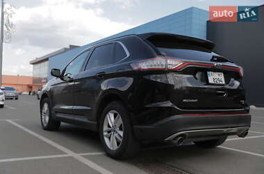 Внедорожник / Кроссовер Ford Edge 2015 в 