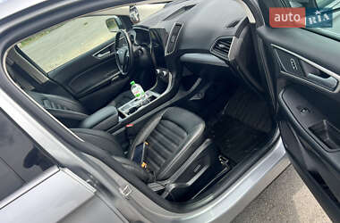 Внедорожник / Кроссовер Ford Edge 2021 в 