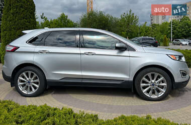 Внедорожник / Кроссовер Ford Edge 2016 в 