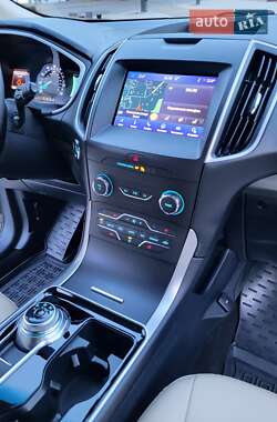 Внедорожник / Кроссовер Ford Edge 2020 в 