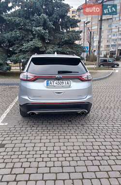 Позашляховик / Кросовер Ford Edge 2016 в 