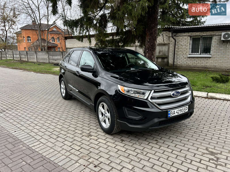 Позашляховик / Кросовер Ford Edge 2016 в 