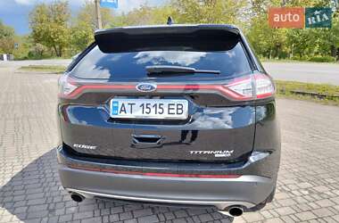 Позашляховик / Кросовер Ford Edge 2017 в 