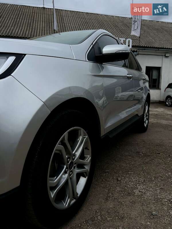 Внедорожник / Кроссовер Ford Edge 2016 в Чернигове