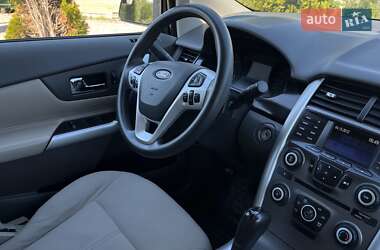 Позашляховик / Кросовер Ford Edge 2013 в 