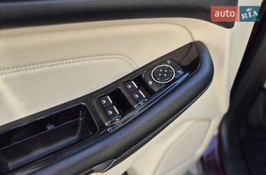 Внедорожник / Кроссовер Ford Edge 2018 в 