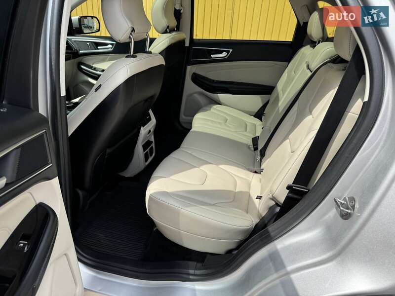 Позашляховик / Кросовер Ford Edge 2017 в Житомирі