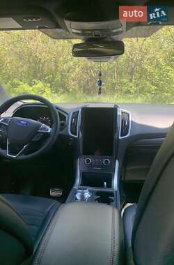 Внедорожник / Кроссовер Ford Edge 2023 в 