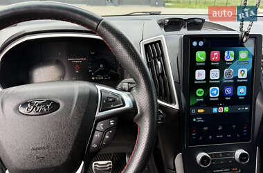 Позашляховик / Кросовер Ford Edge 2020 в 