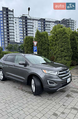 Внедорожник / Кроссовер Ford Edge 2018 в 