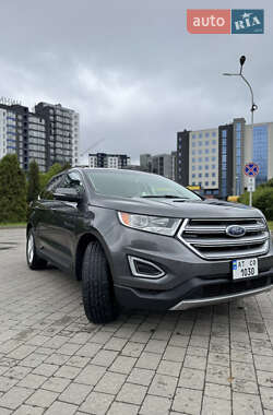 Внедорожник / Кроссовер Ford Edge 2018 в 
