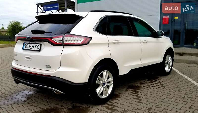 Внедорожник / Кроссовер Ford Edge 2016 в Нововолынске