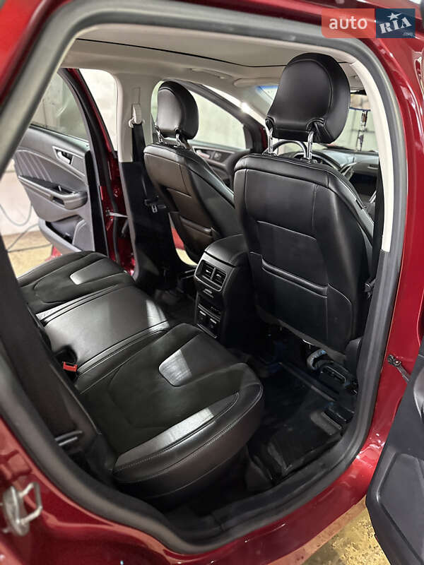 Внедорожник / Кроссовер Ford Edge 2016 в Ивано-Франковске