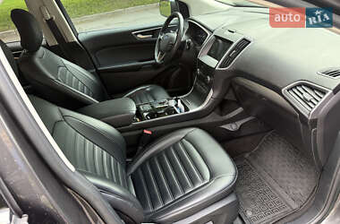 Позашляховик / Кросовер Ford Edge 2018 в 