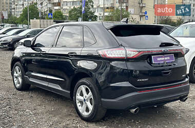 Внедорожник / Кроссовер Ford Edge 2016 в 