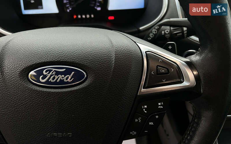 Внедорожник / Кроссовер Ford Edge 2018 в Мукачево