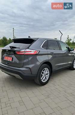 Внедорожник / Кроссовер Ford Edge 2022 в 