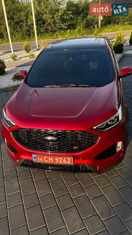 Внедорожник / Кроссовер Ford Edge 2019 в 