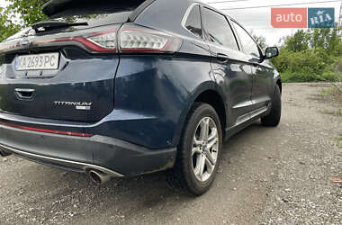 Внедорожник / Кроссовер Ford Edge 2017 в 