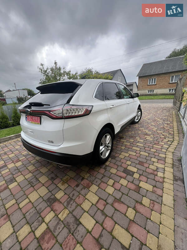 Внедорожник / Кроссовер Ford Edge 2016 в Дубно