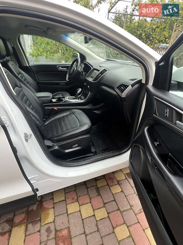 Внедорожник / Кроссовер Ford Edge 2016 в Дубно
