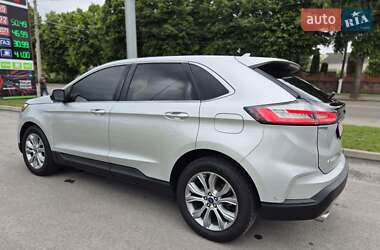 Внедорожник / Кроссовер Ford Edge 2019 в 